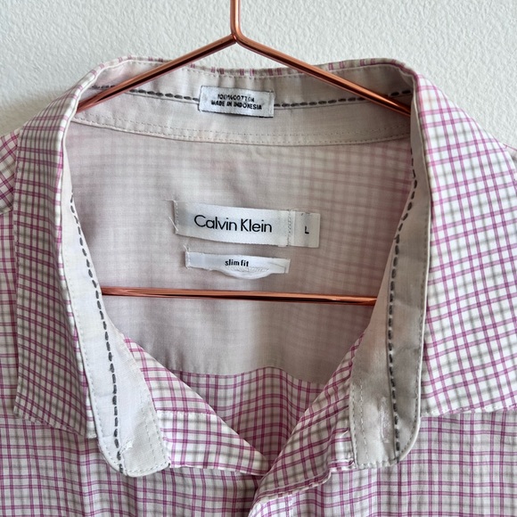 Calvin Klein Pink Plaid Light Weight Button Down Shirt - Sz Large - Picture 2 of 5